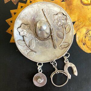 Striking sterling silver sombrero brooch